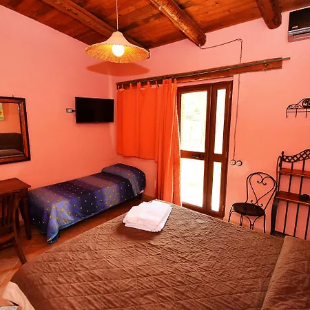 Alojamento de Turismo Rural Giucalem La Casa Negli Orti *
