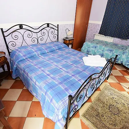 Giucalem La Casa Negli Orti Farm stay *
